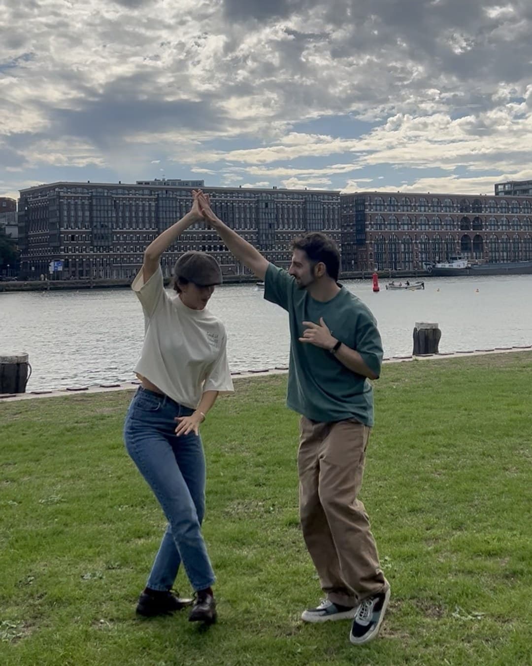 Two swing dancers by the water in Amsterdam, in Switch It Up tees